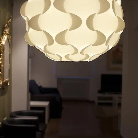 Modern And Classic Meet Appartement
